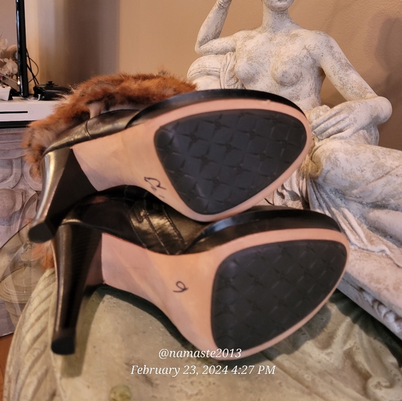 Ugg Foxly Leather Lamb Fur Boots Platform Luxury Designer S/N 1001320 NEW #728 - Picture 10 of 17